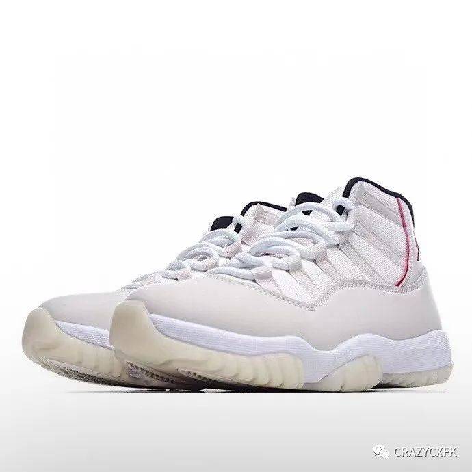 乔丹 Air Jordan 11 Platinum Tint 白红兔八哥碳纤篮球鞋