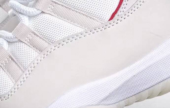 乔丹 Air Jordan 11 Platinum Tint 白红兔八哥碳纤篮球鞋