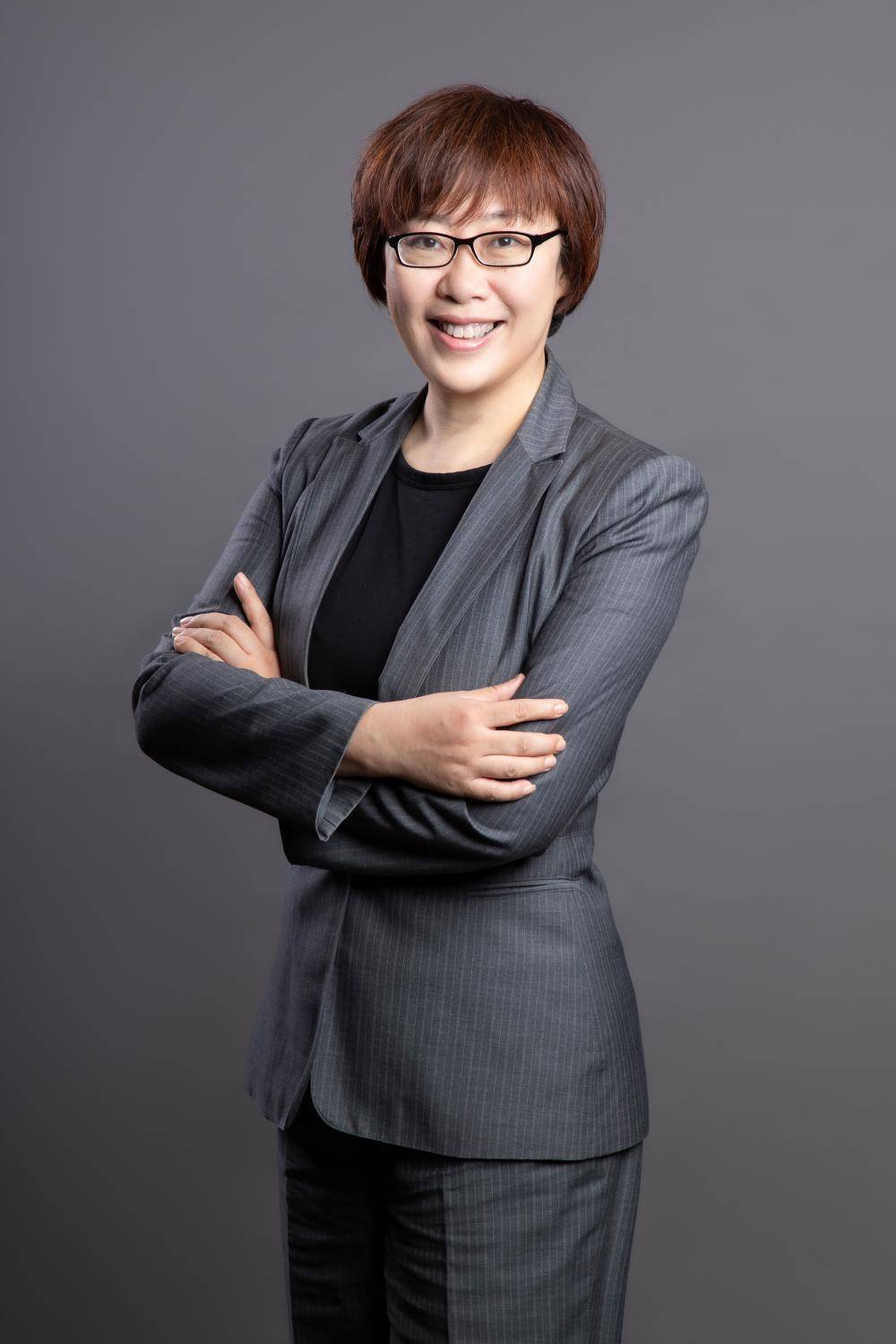 对话资管30人｜贝莱德建信理财总经理范华：银行理财追求零波动不现实<strong></p>
<p>30%理财</strong>，国内发展个人养老金可借鉴海外默认账户做法