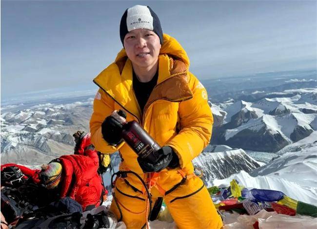 “白酒+体育”市场机遇到来<strong></p>
<p>币圈市场</strong>,衡水老白干持续扩容“竞技”朋友圈