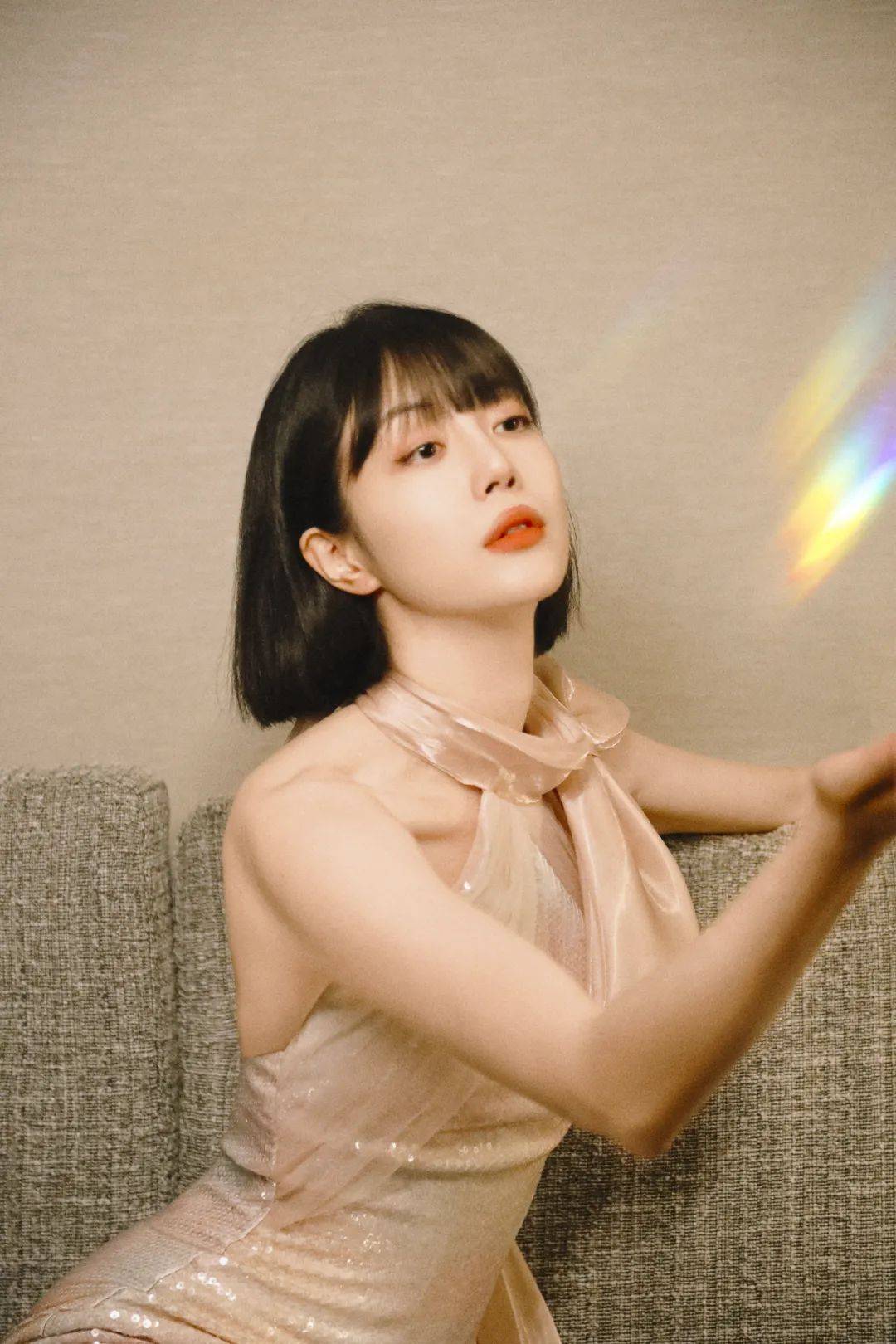 人气小花卖惨残疾<strong></p>
<p>币圈问答</strong>？赵丽颖投靠冯小刚？孙怡带娃度假？李溪芮退圈了？姨太问答