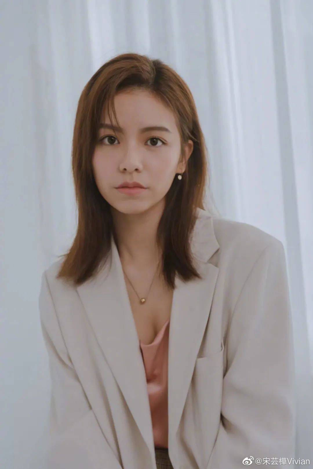 大花打压京圈小公主<strong></p>
<p>币圈问答</strong>？肖战被人惦记？欧豪被压戏？宋芸桦没人理？姨太问答