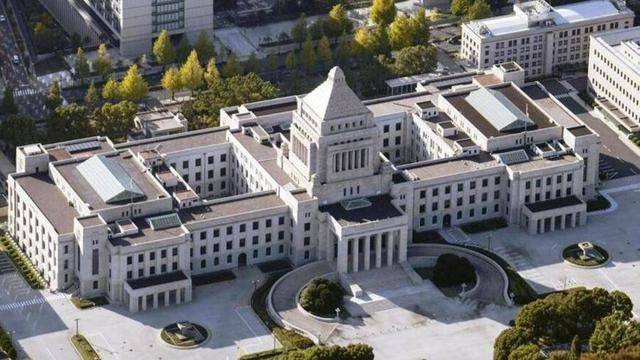 日本众议院选举：自民党时隔15年再失过半席位<strong></p>
<p>模拟炒币大赛</strong>，朝野攻防现拐点？