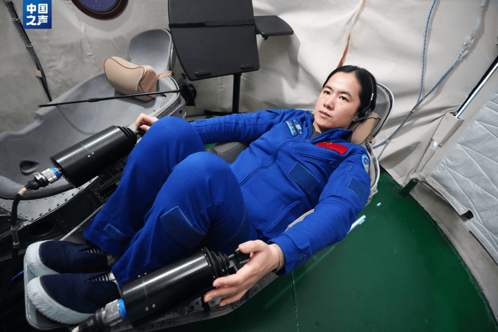 杨利伟飞天时王浩泽还在上初中<strong></p>
<p>炒币术语</strong>！90后女航天员：没有什么事情是女孩子不能做的