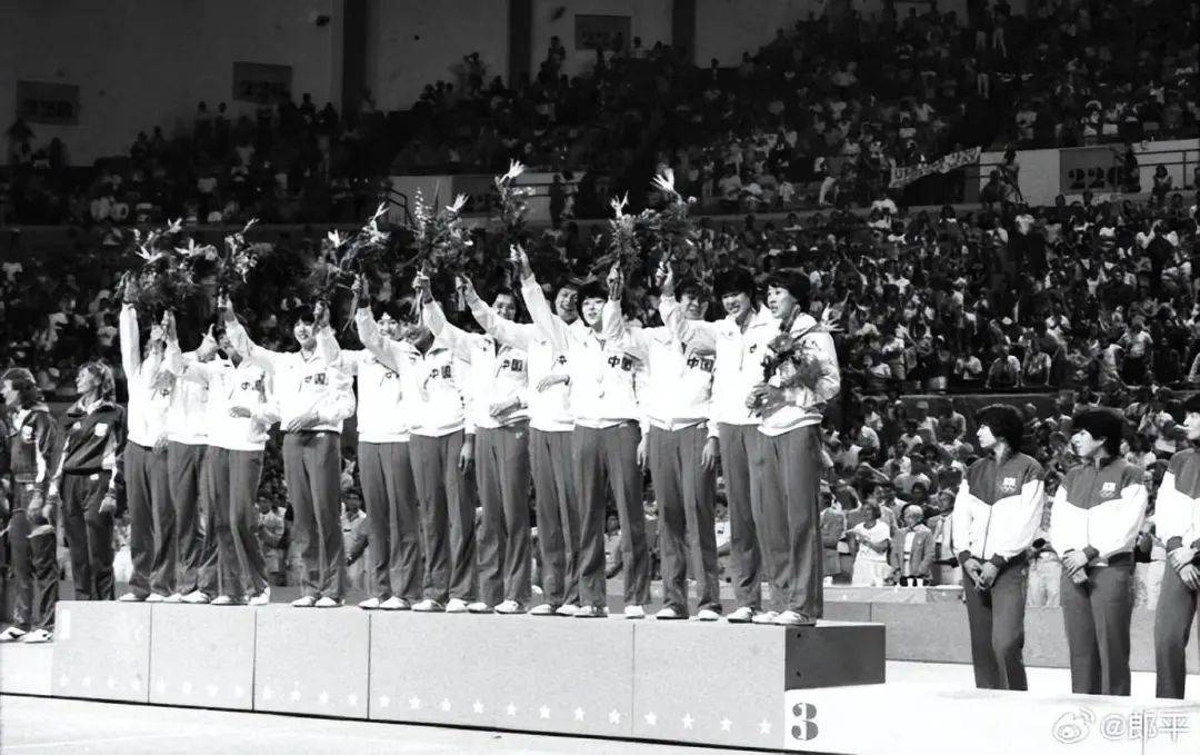 一路走好<strong></p>
<p>搜币</strong>!郎平突然发文……