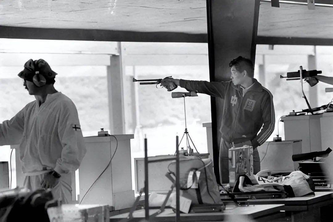 一路走好<strong></p>
<p>搜币</strong>!郎平突然发文……