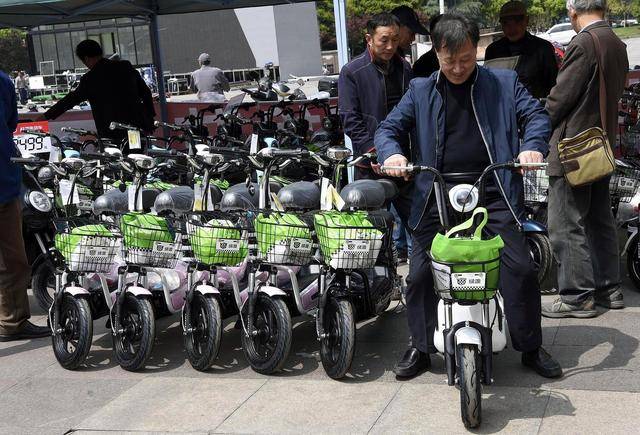 潮声丨新国标<strong></p>
<p>币圈媒体价格表</strong>，管得住狂奔的“小电驴”吗？