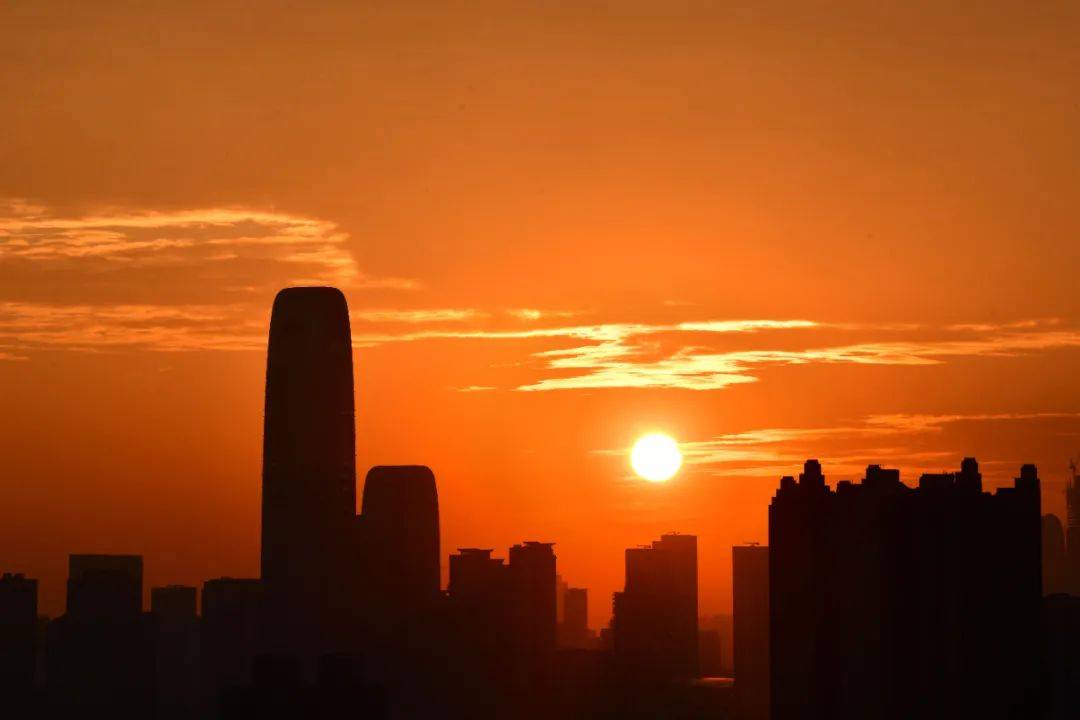 广东11月将迎3次降水<strong></p>
<p>币圈数据</strong>，4次冷空气！未来广州天气→