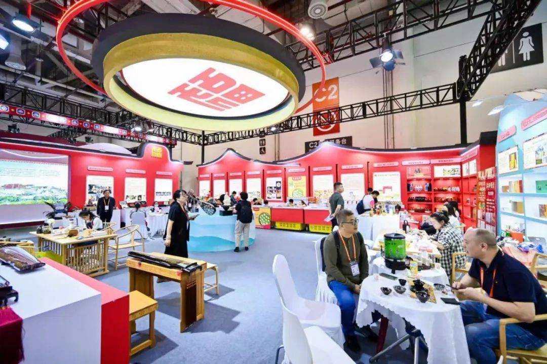 83.39亿元<strong></p>
<p>币圈</strong>！15万人次！详情→