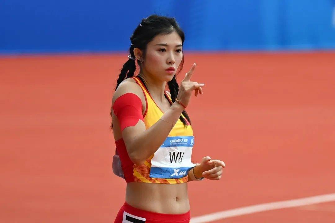 主播模仿吴艳妮直播跳舞<strong></p>
<p>号码币</strong>，被禁止发布作品