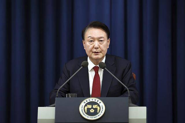 混乱一夜后的韩国：“<strong></p>
<p>号码币</strong>我不想再选法律界出身的总统” ｜国际观察