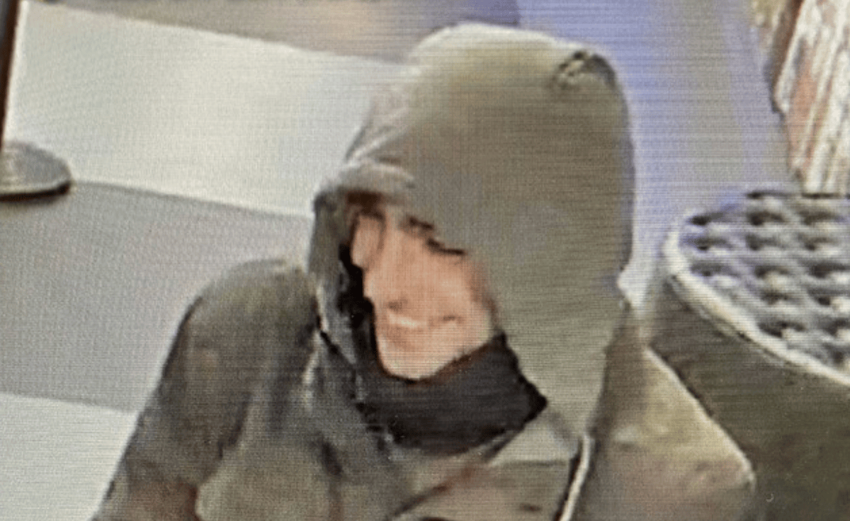 枪杀美国保险巨头公司CEO的嫌疑人落网<strong></p>
<p>坐以待币</strong>,家境好,毕业于宾大