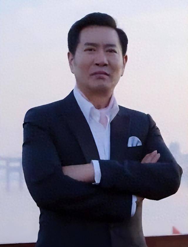 “坏人专业户”姚刚：一生无妻无子<strong></p>
<p>币虎交易</strong>，如今53岁在千万豪宅一个人住