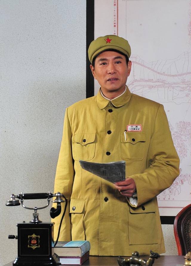 “坏人专业户”姚刚：一生无妻无子<strong></p>
<p>币虎交易</strong>，如今53岁在千万豪宅一个人住