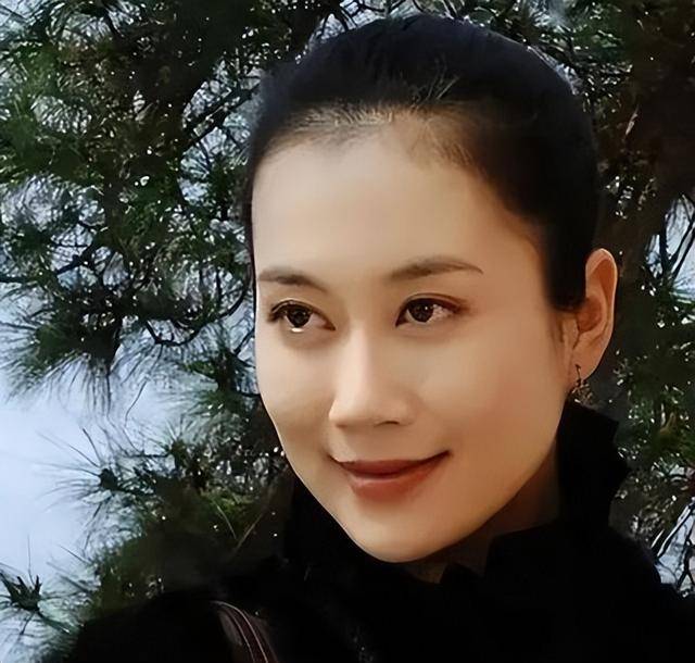 “坏人专业户”姚刚：一生无妻无子<strong></p>
<p>币虎交易</strong>，如今53岁在千万豪宅一个人住