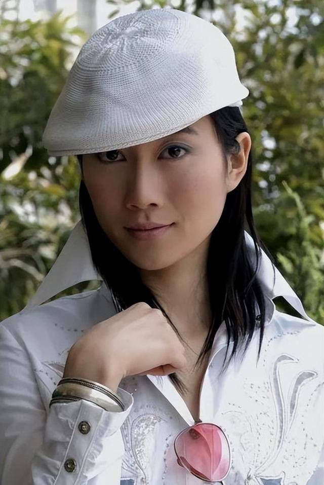 “坏人专业户”姚刚：一生无妻无子<strong></p>
<p>币虎交易</strong>，如今53岁在千万豪宅一个人住