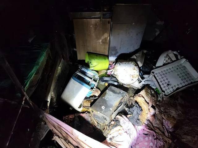 18秒飙到900℃<strong></p>
<p>币虎交易</strong>！杭州人赶紧自查：不准入户！不准入户！不准入户！