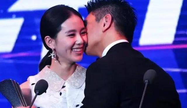 老夫少妻有多残酷？54岁的吴奇隆给刘诗诗上了一课<strong></p>
<p>币虎交易</strong>，马舒雅没说错