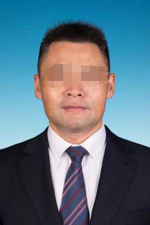 公告披露<strong></p>
<p>e币中信</strong>！南宁被举报“强占人妻”的区长人大代表资格终止