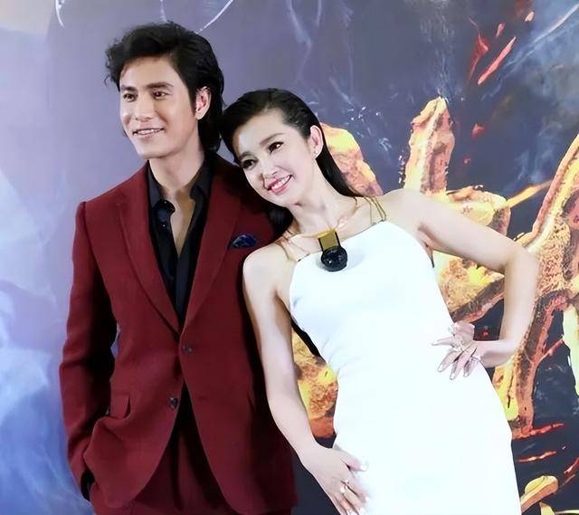 陈坤的儿子已成年<strong></p>
<p>炒币交易网</strong>，容貌开始显现母亲的基因，像谁可以认得出吗？