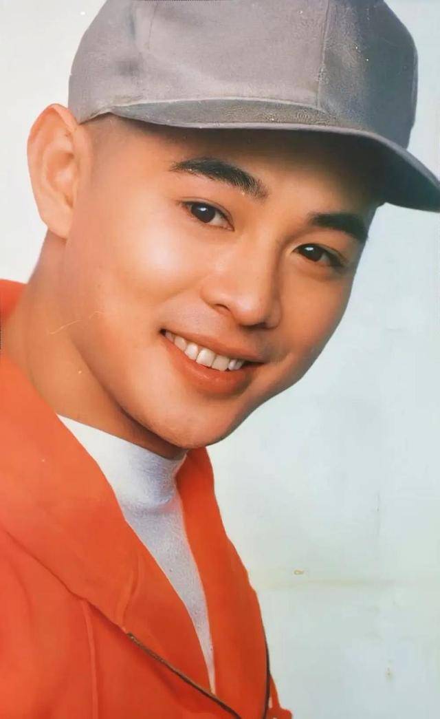 李连杰:后事一切从简<strong></p>
<p>2018币圈</strong>,不用立碑也不用办丧事,树葬海葬都可以