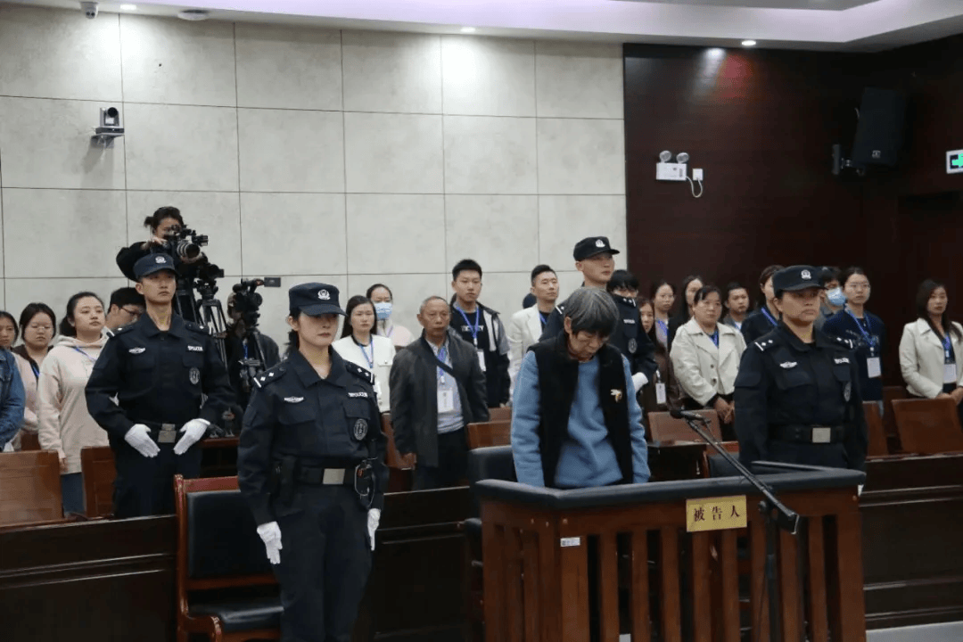 余华英案<strong></p>
<p>2018币圈</strong>，已进入死刑复核程序