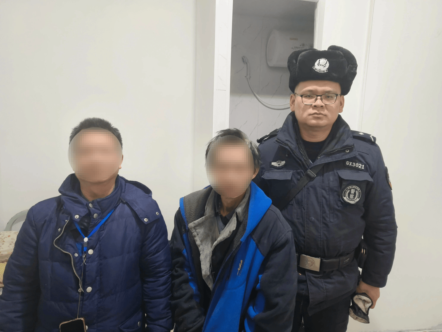 男子失联17年流落乌鲁木齐打工生病<strong></p>
<p>流币行情</strong>，警方相助帮他找到亲人！弟弟：我们一直在找他