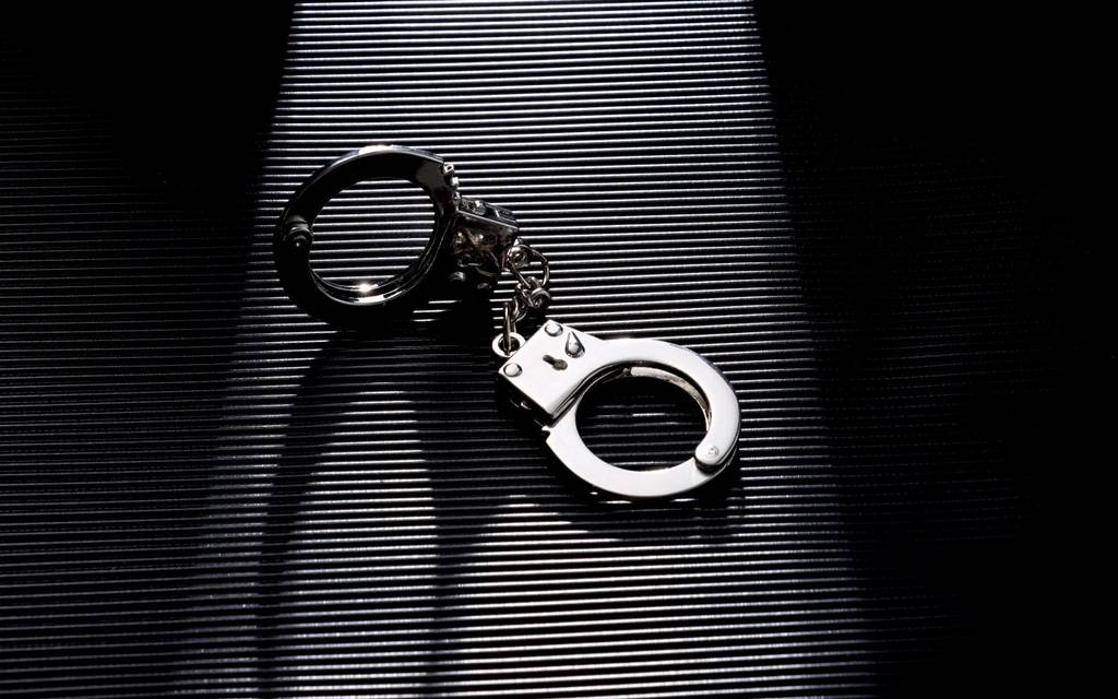 93岁强奸犯暂予监外执行<strong></p>
<p>炒币神话</strong>，15年刑期如何落地？| 新京报快评