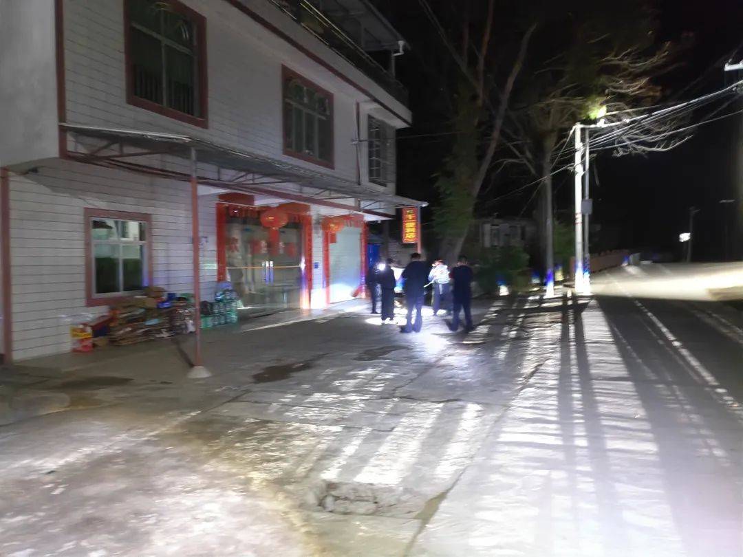 因思念在外务工妈妈<strong></p>
<p>币圈9月4号</strong>，8岁姐姐和4岁弟弟带零食手电“去旅行”失联，江西警方连夜搜寻