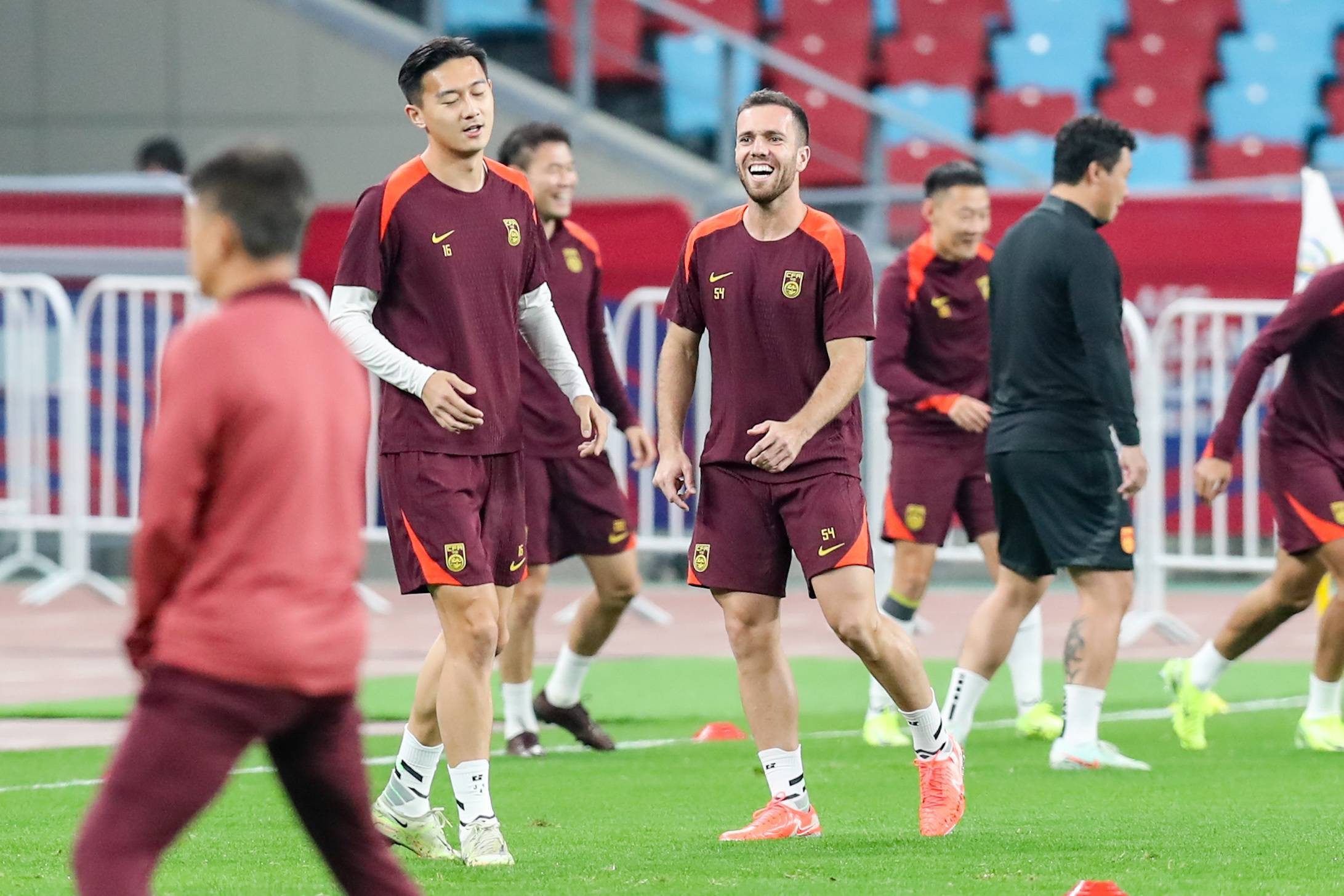 DeepSeek预测:国足1-2小负<strong></p>
<p>币掌柜</strong>,有望借助主场优势1-1逼平澳大利亚