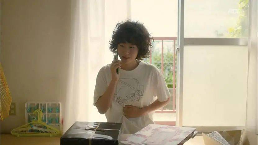 一个月只花30元<strong></p>
<p>孪生币</strong>，985毕业生挤满躺平赛道