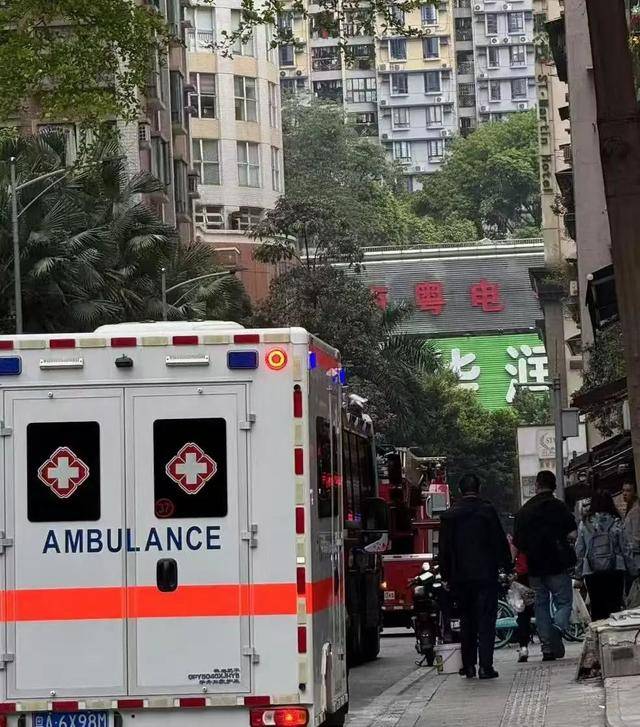 “右眼几乎失明<strong></p>
<p>彩虹币兑换码</strong>，手部截肢”！广州一男孩在家做实验被炸伤，最新情况