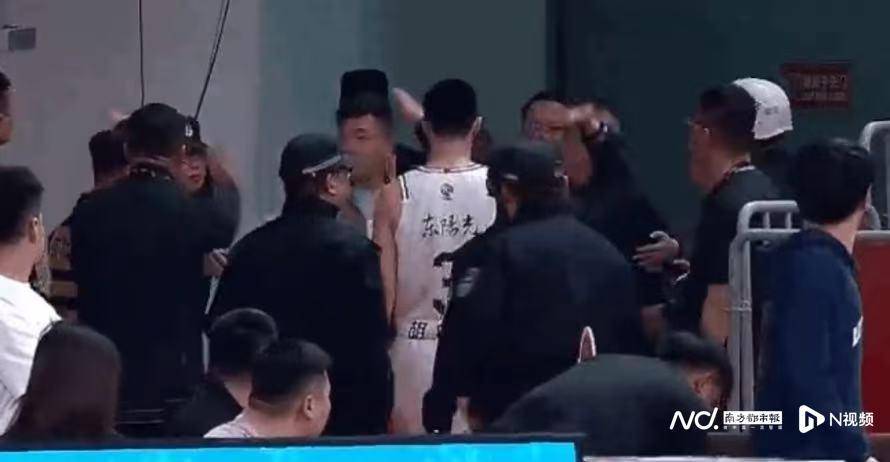 八强战广东男篮再负山西<strong></p>
<p>全自动炒币软件</strong>，杜锋：胡明轩被罚下对我们伤害太大
