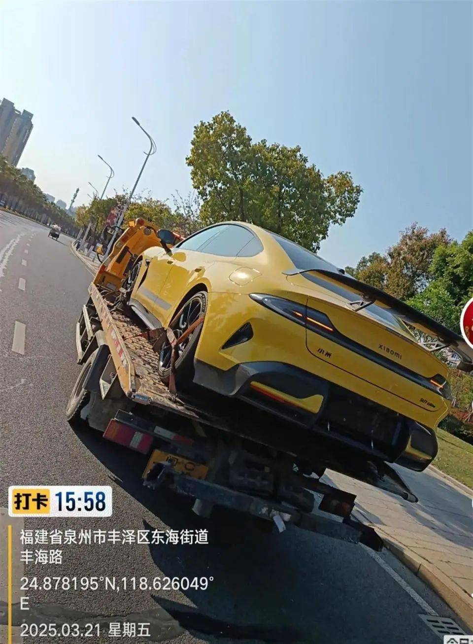 福建泉州一小米SU7 Ultra撞上电动车致26岁女生重伤<strong></p>
<p>币事</strong>，疑似受害者妹妹发声：姐姐送医治疗20余天，现已去世