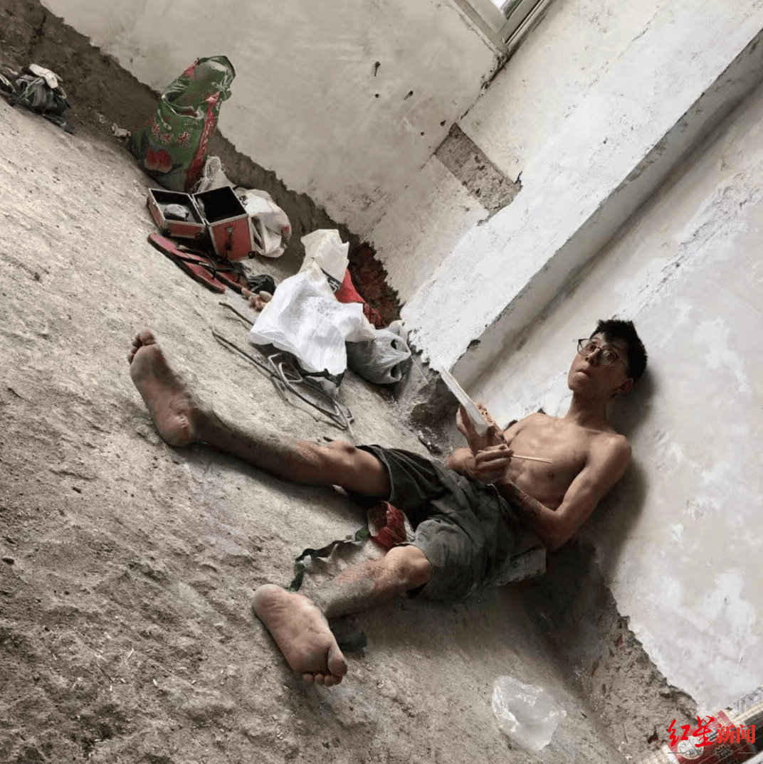 小伙搬砖9年攒200万<strong></p>
<p>第三套人命币</strong>，修别墅买车：宁愿不要这些钱，若时间倒流想好好读书