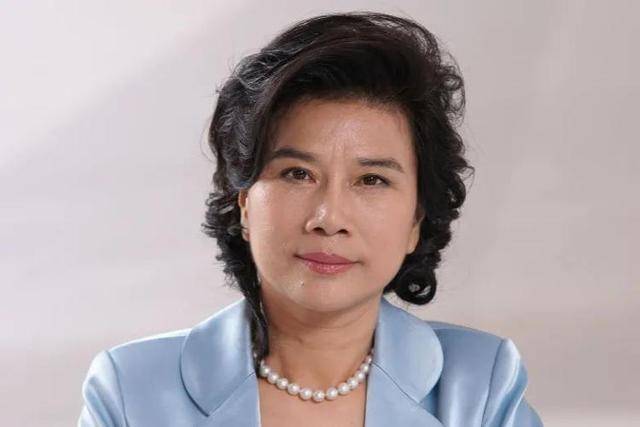 71岁董明珠连任格力董事<strong></p>
<p>大学生炒币</strong>，赞成票率达100%：将再干3年