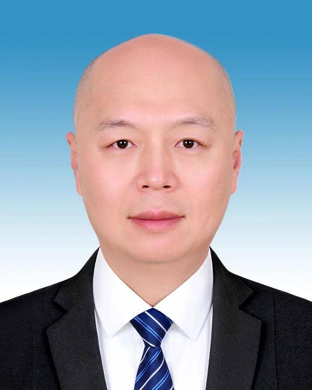 福建4位干部履新<strong></p>
<p>币加网</strong>，2位升副厅