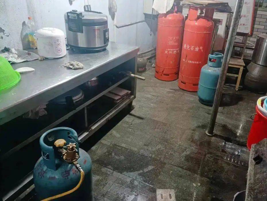 餐饮店老板注意<strong></p>
<p>每日币圈</strong>！这些消防安全隐患需警惕→