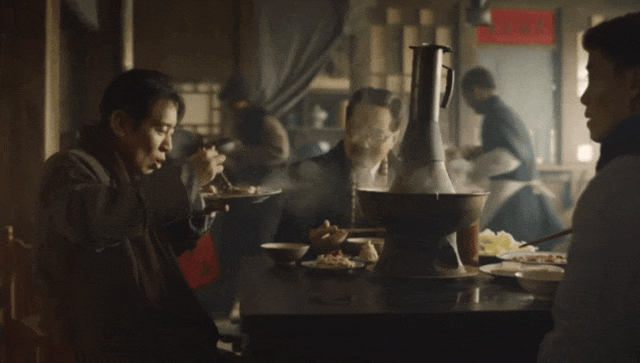 用碗还是用碟吃饭<strong></p>
<p>刷视频趣币</strong>？南北方人吵翻了