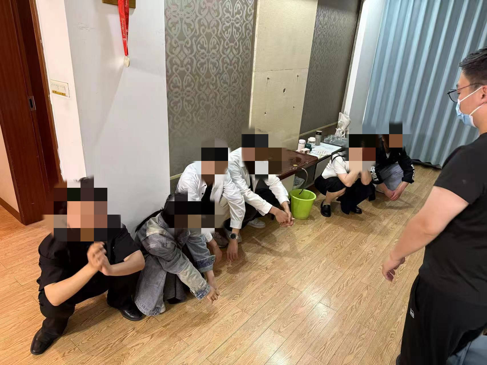 武汉警方摧毁特大传销团伙<strong></p>
<p>德商币</strong>，涉案金额逾千万元