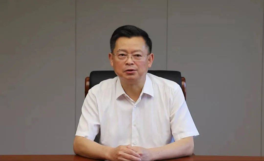 国家国防科工局原副局长张建华投案<strong></p>
<p>币字</strong>，今年已有24名中管干部落马