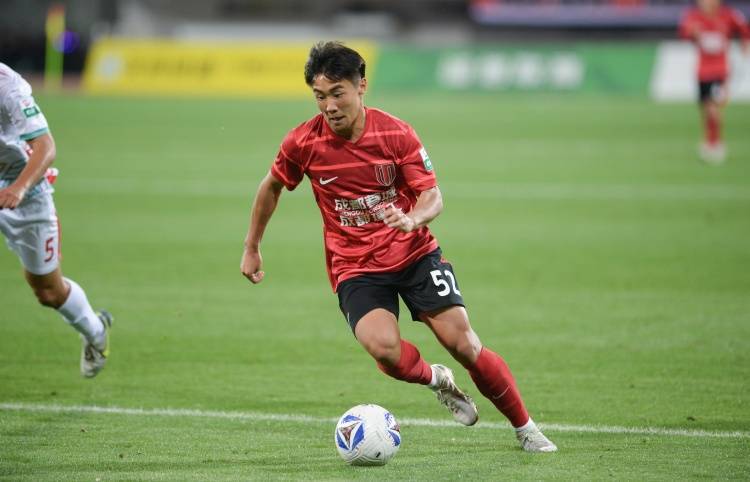 昨晚绝杀沙特的国少球员帅惟浩<strong></p>
<p>飞猪</strong>，本月初刚打入职业生涯首球