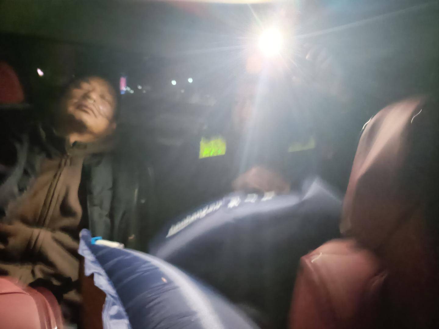 “救救我！”货车司机第一次上青藏高原重度高反<strong></p>
<p>追币网</strong>，高速路收费员发现异常紧急送医