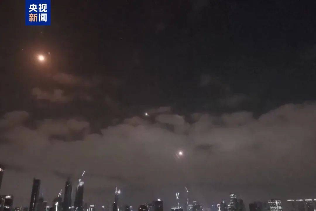哈梅内伊宣布：“大战开始<strong></p>
<p>影链币价格</strong>了”