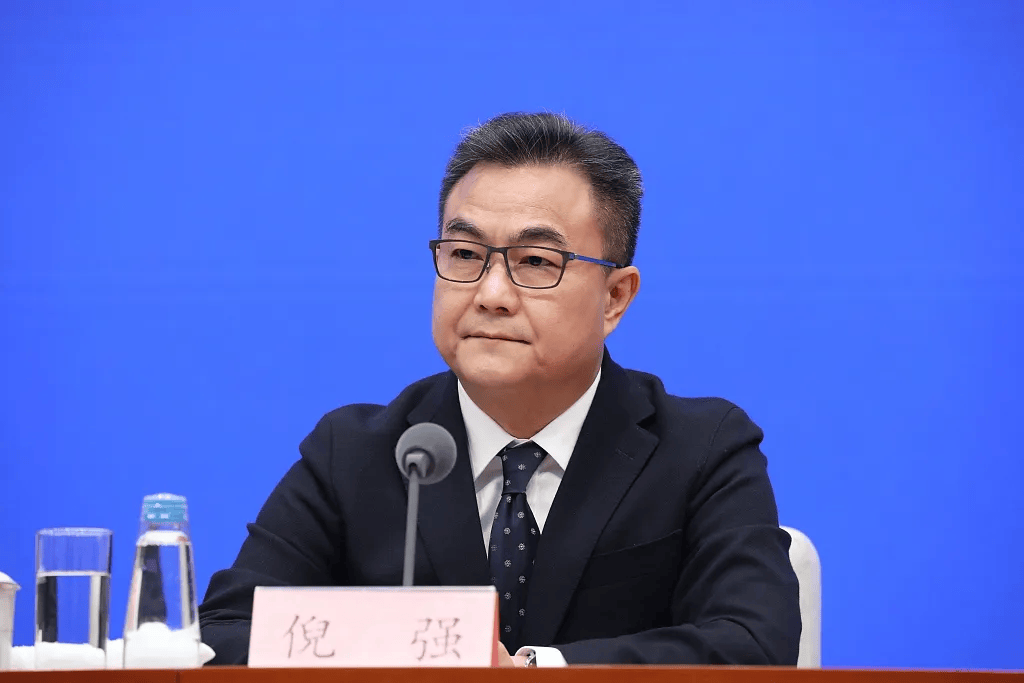 打虎<strong></p>
<p>币圈吧</strong>！海南省委常委、秘书长倪强被查