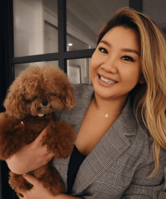沈殿霞与郑少秋的女儿郑欣宜<strong></p>
<p>币圈吧</strong>，成为本周补位歌手！官方介绍：郑欣宜的歌声是岁月酿造的蜜糖，带着治愈的甜与成长的收获
