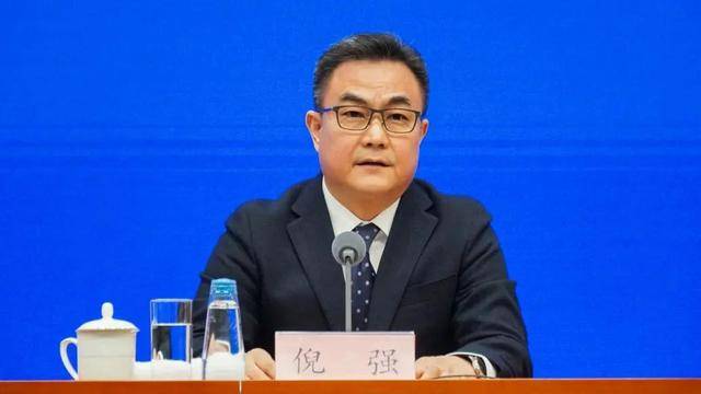 打虎！海南省委常委、秘书长倪强被查<strong></p>
<p>币圈94重来</strong>，上周还公开露面