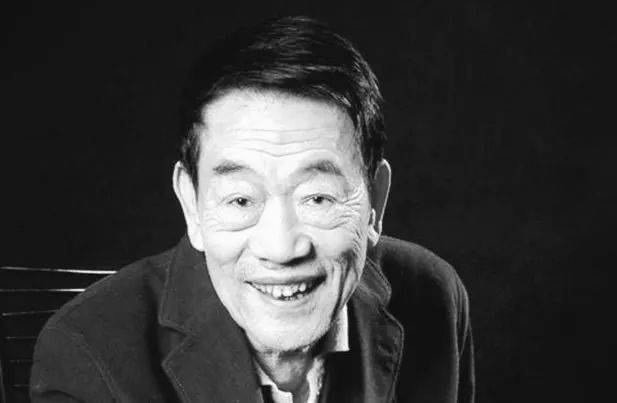郭德纲发文悼念相声演员杨少华<strong></p>
<p>模拟炒币</strong>，李金斗称杨少华在午休时安详辞世，生前状态良好