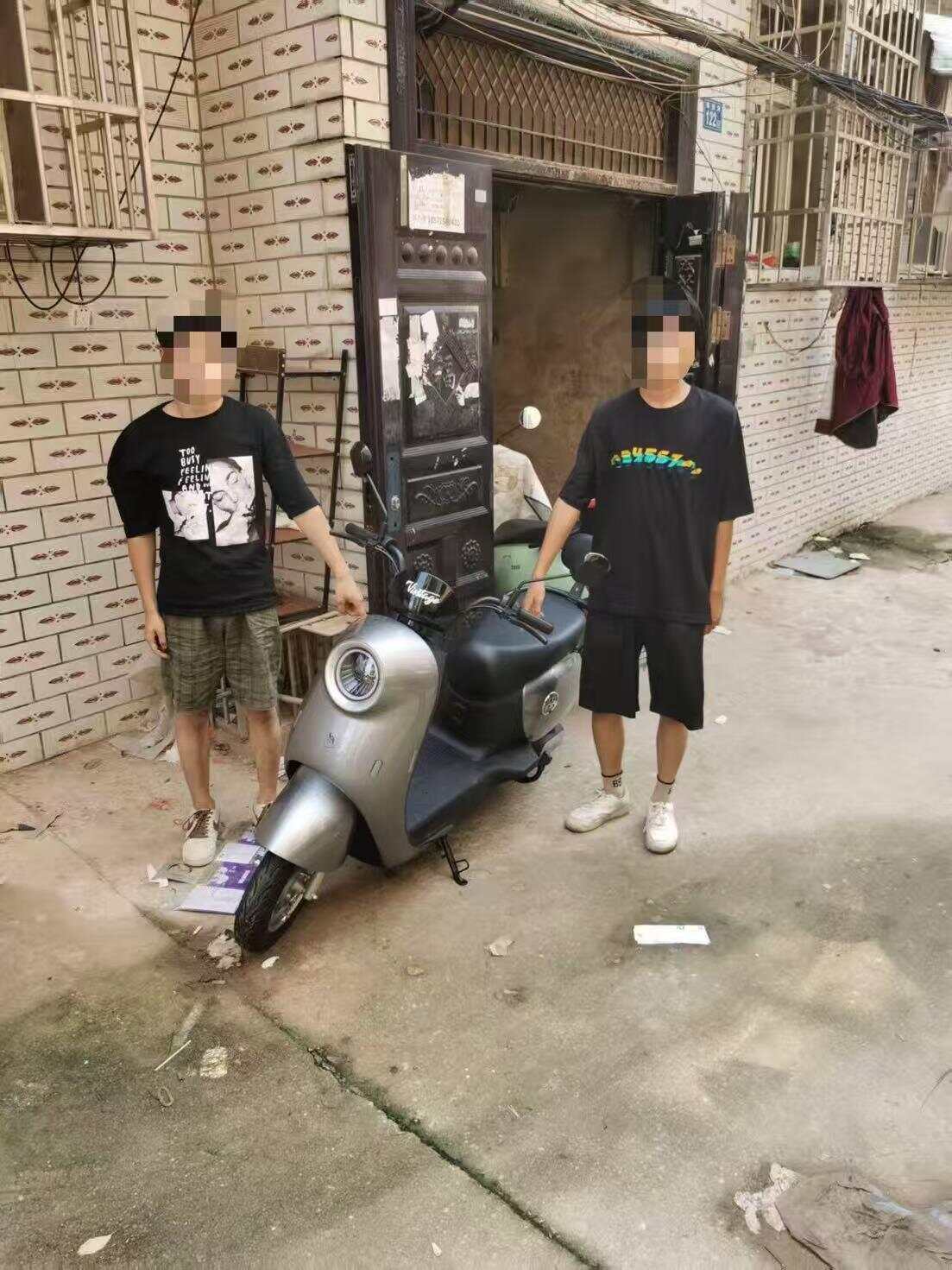 电瓶车被盗<strong></p>
<p>币圈最近情况</strong>，报警人笔录还没做完，嫌疑人已被人赃并获