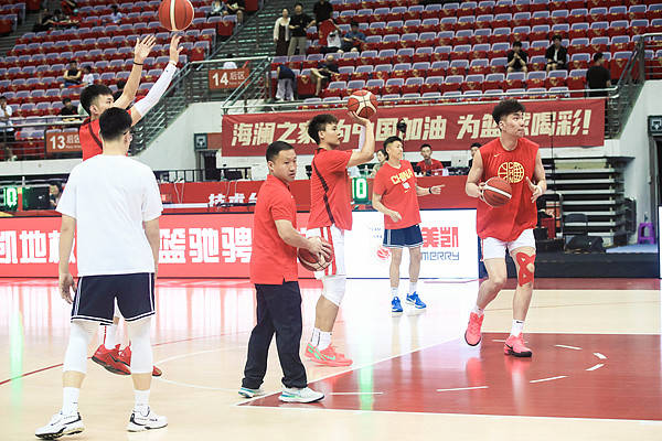 中国男篮热身赛击败波黑 亚洲杯主力阵容基本确定